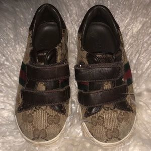 Unisex designer Gucci kids shoes
